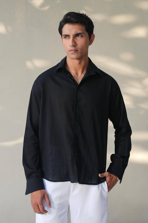 TEXTURED BUTTON DOWN