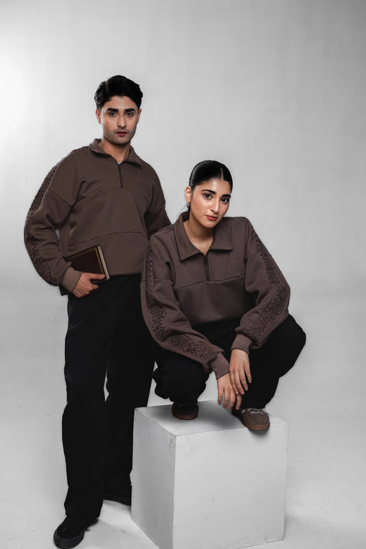 EMBROIDERED SWEATSHIRT