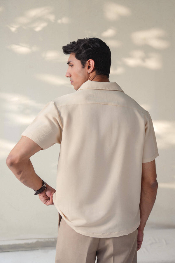RESORT COLLAR BUTTON DOWN