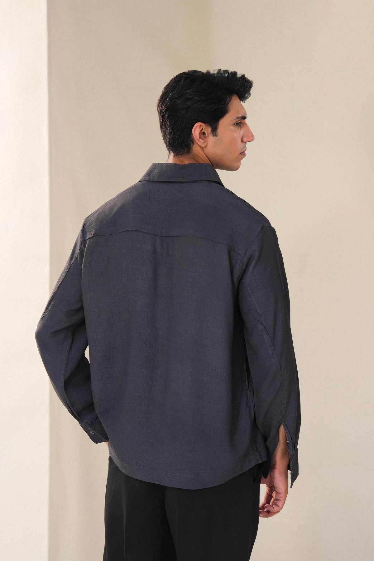 TEXTURED HALF PLACKET SHIRT