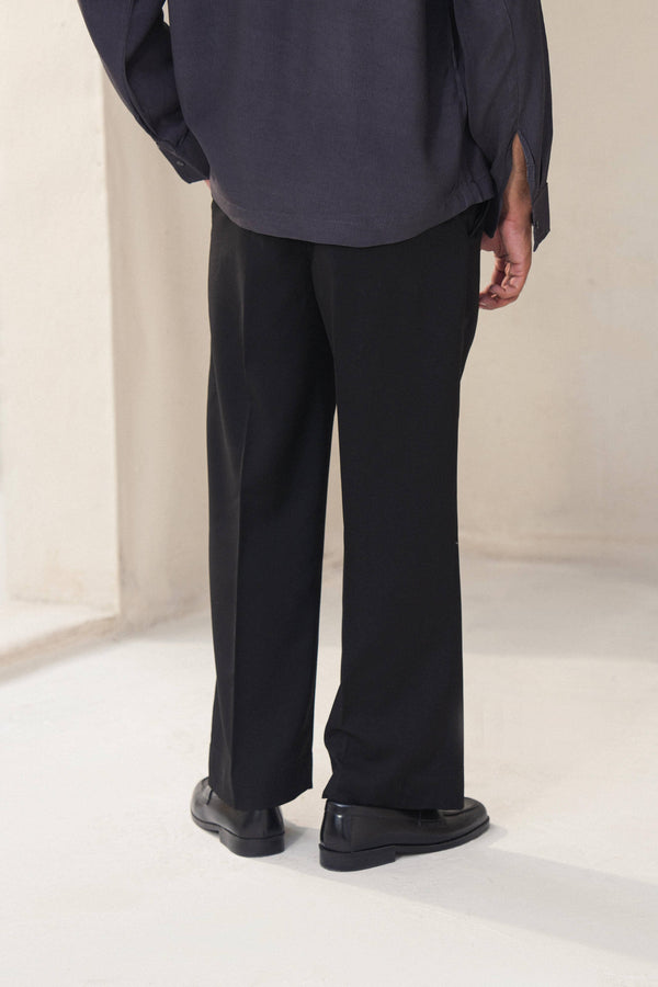 RELAXED TAILORED PANTS