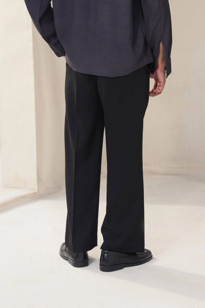 RELAXED TAILORED PANTS