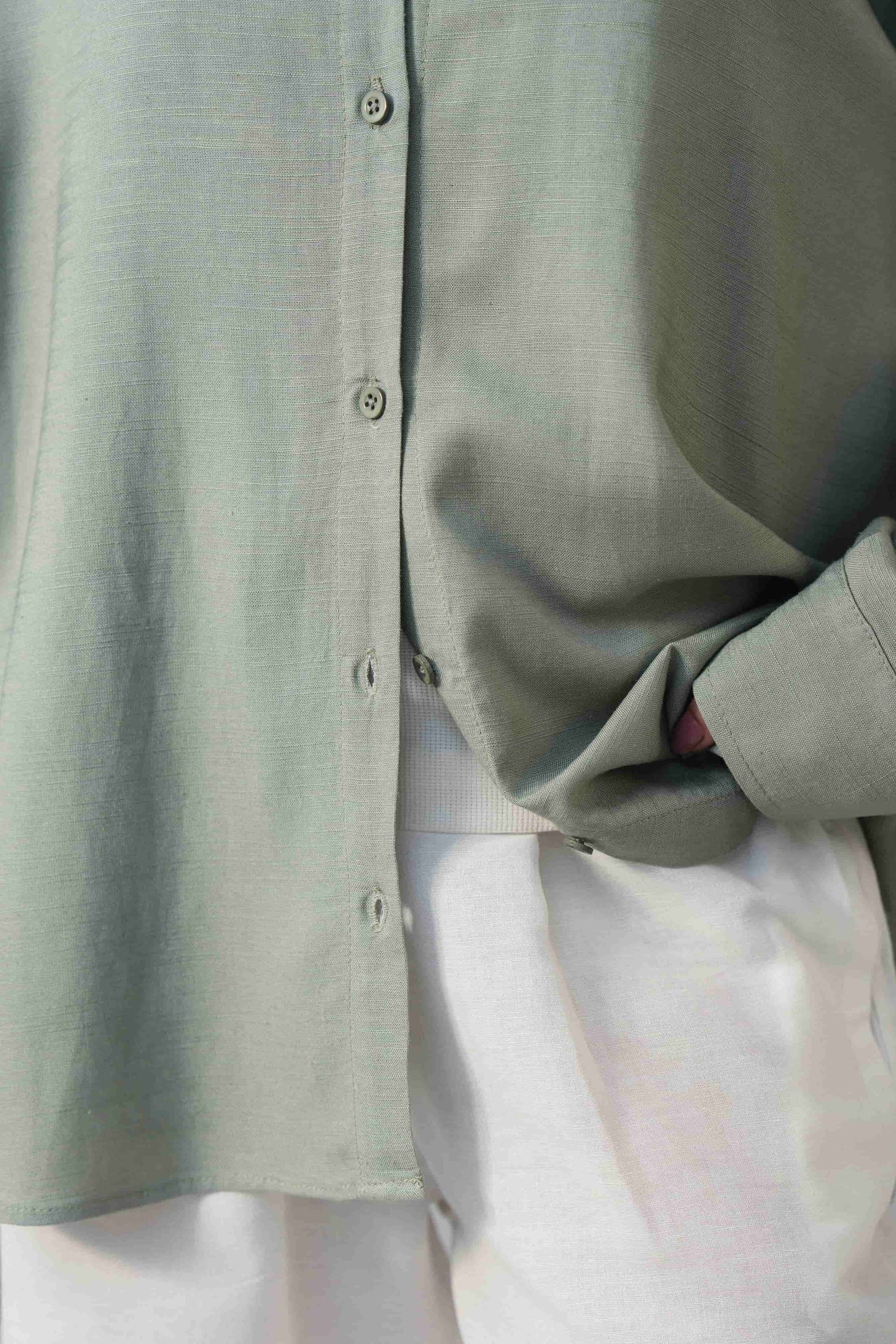 LINEN BLEND BUTTON DOWN