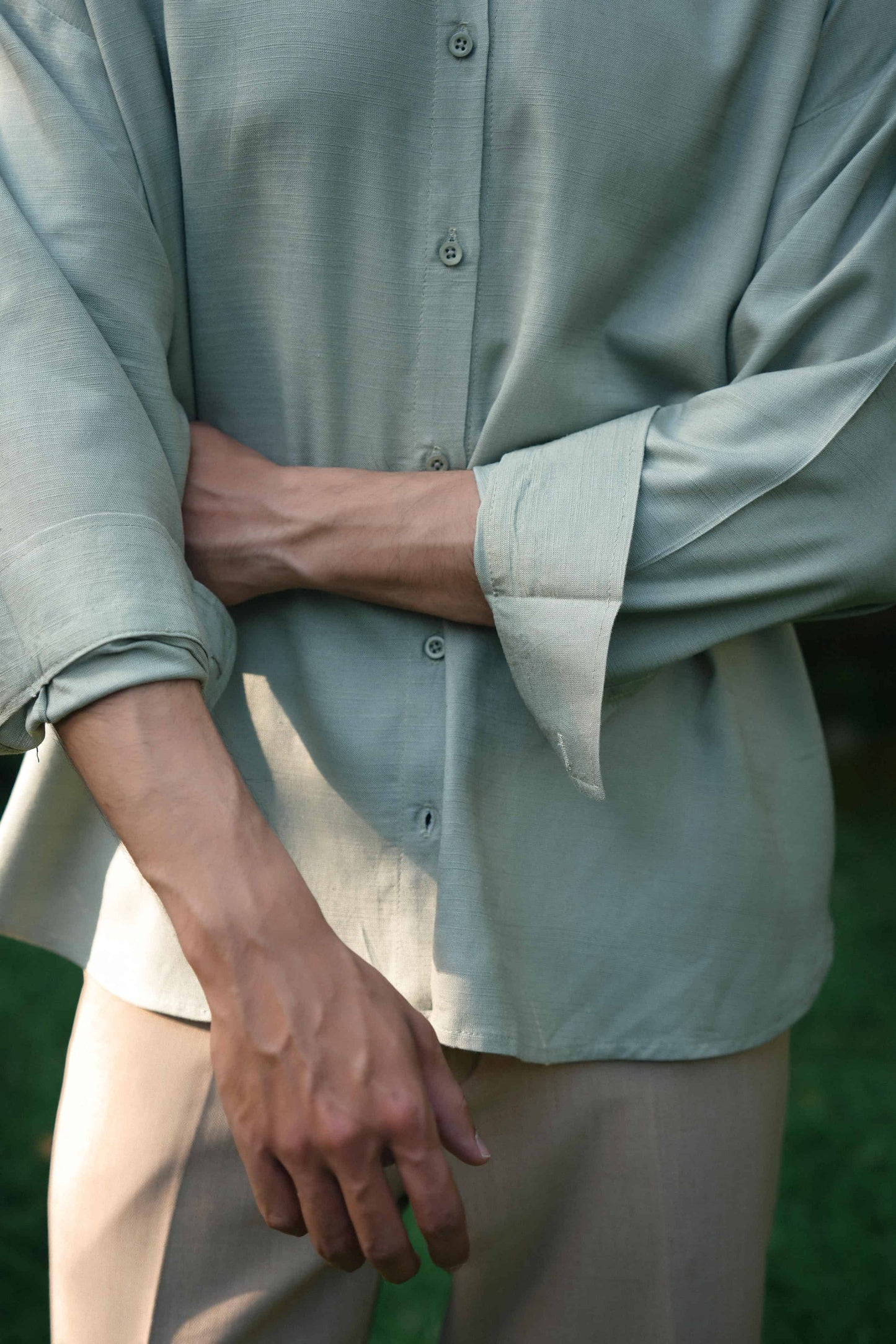 LINEN BLEND BUTTON DOWN