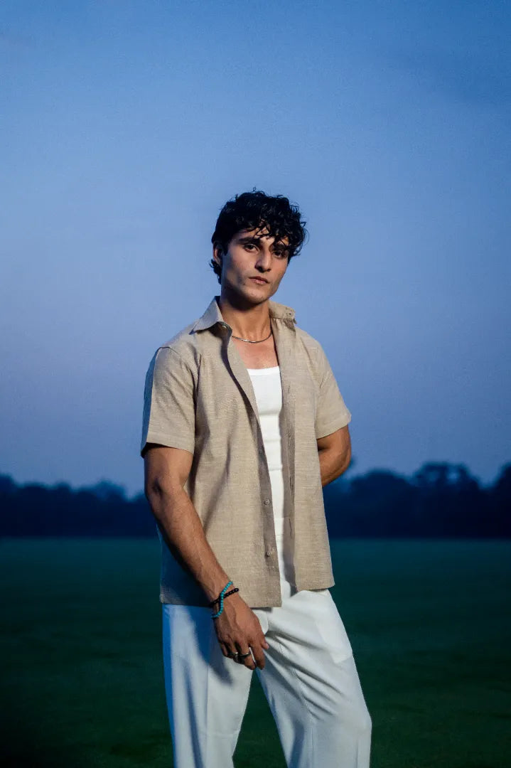 STRUCTURED BUTTON DOWN